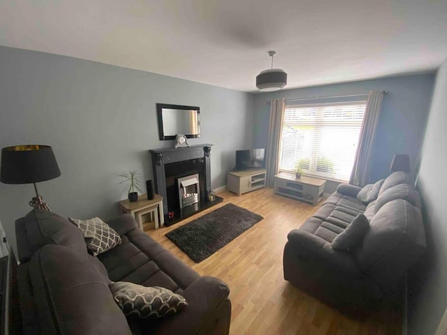 Loughview Gardens - Family Friendly Villa Omagh Exteriör bild